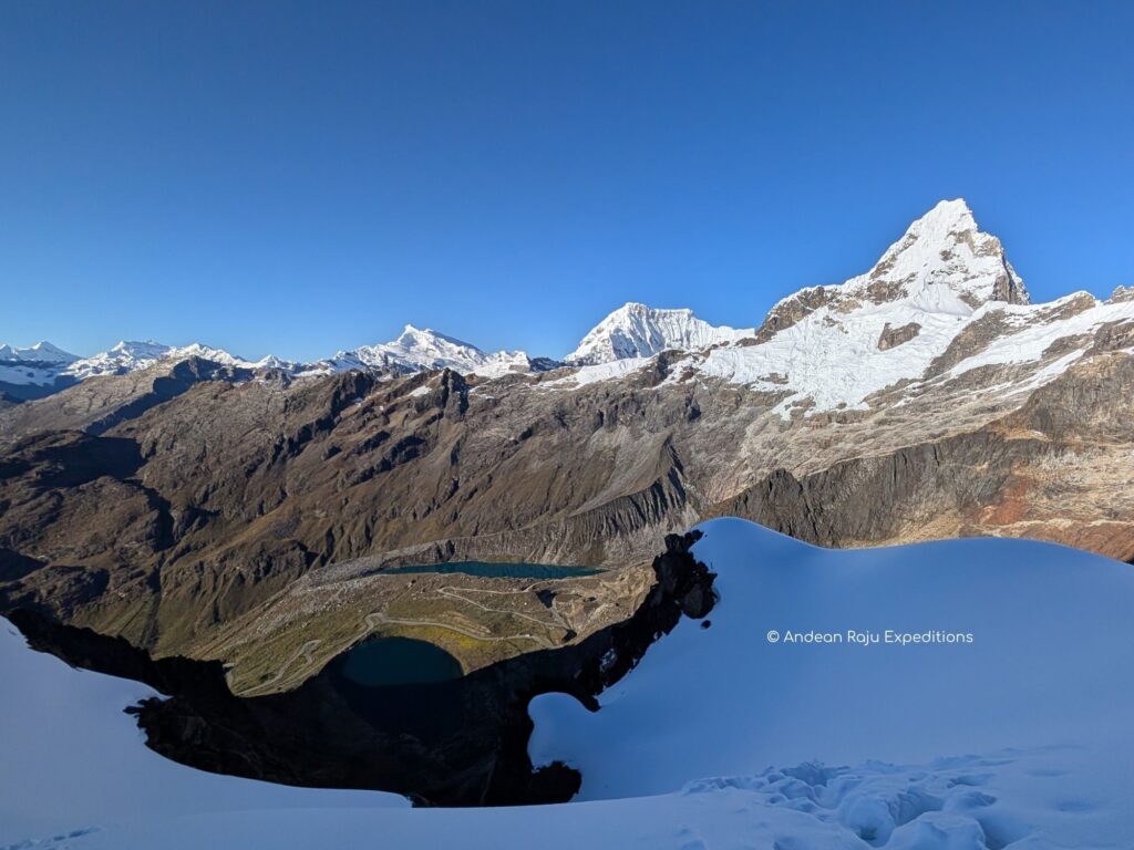 Nevado Ulta y Laguna Cancaracá